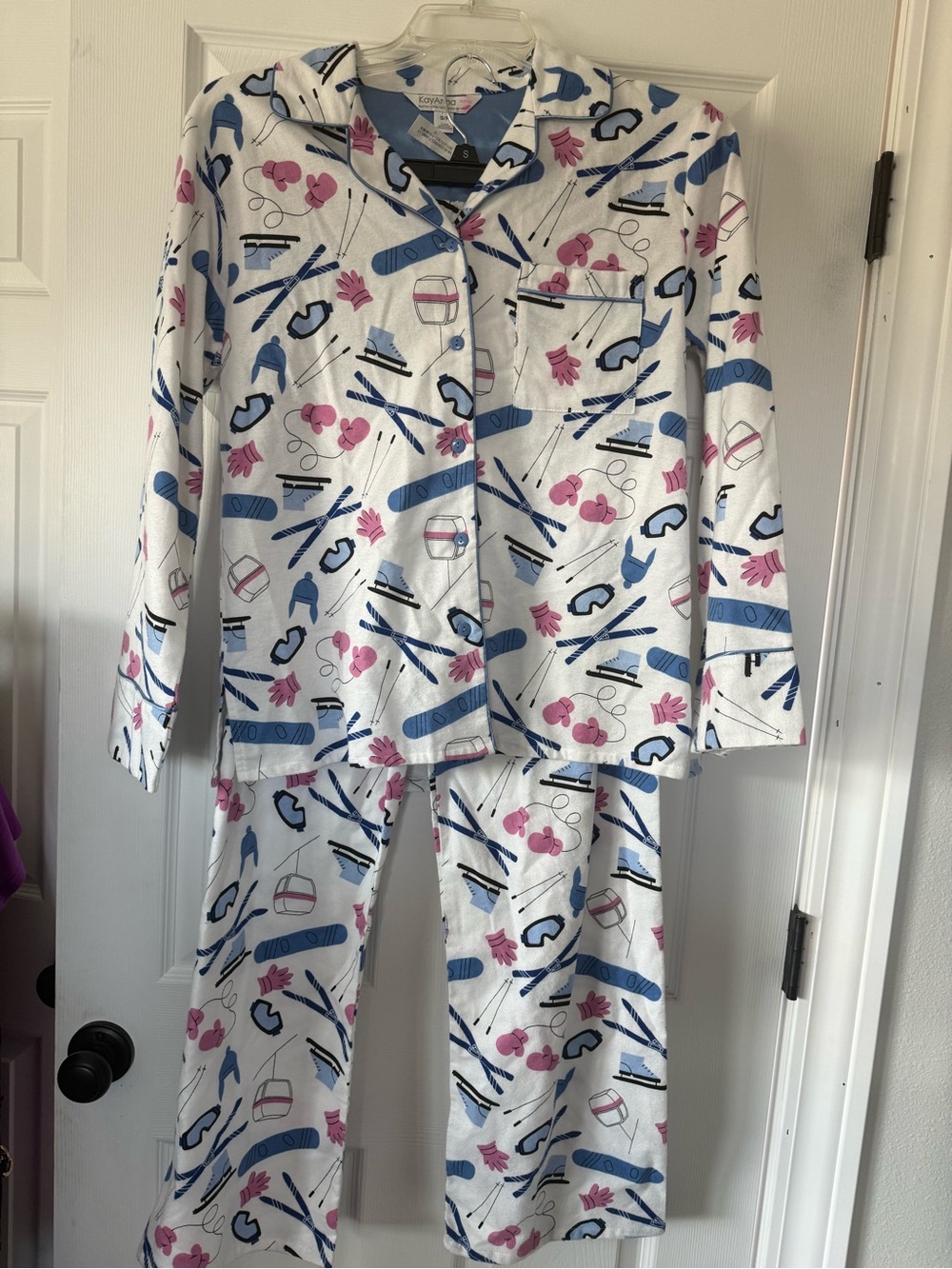 Women's White Ski Print Pajama Set - Kay Anna